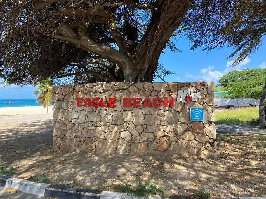 Beautiful Vibes Sun Kiss Serenity Your Stylish Apt Just Steps From Eagle Beach Palm Beach 0*,