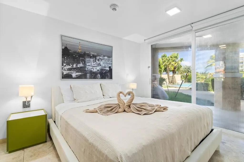 Beautiful Vibes Sun Kiss Serenity Your Stylish Apt Just Steps From Eagle Beach Palm Beach Apartment