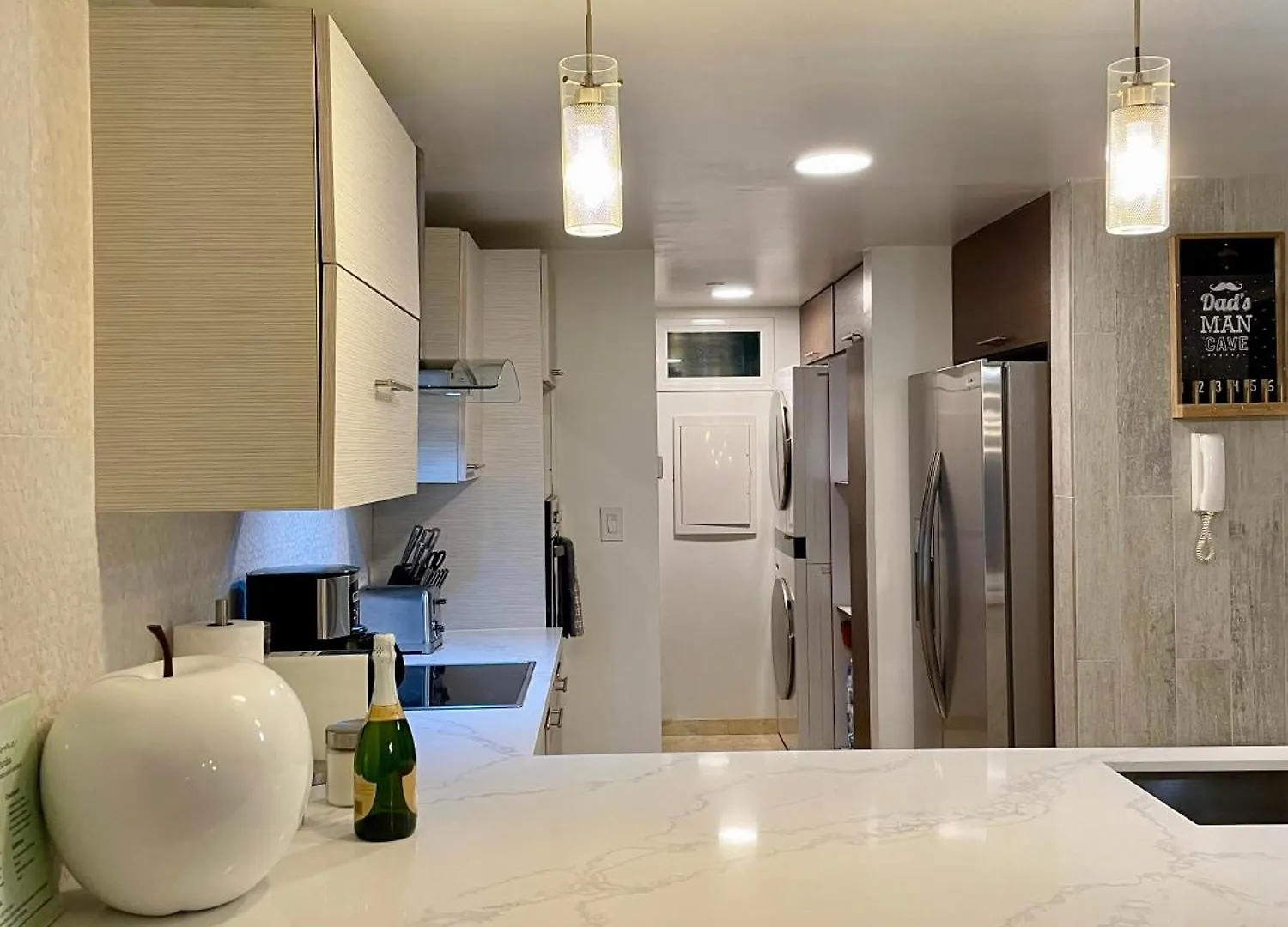 Beautiful Vibes Sun Kiss Serenity Your Stylish Apt Just Steps From Eagle Beach Palm Beach 0*,