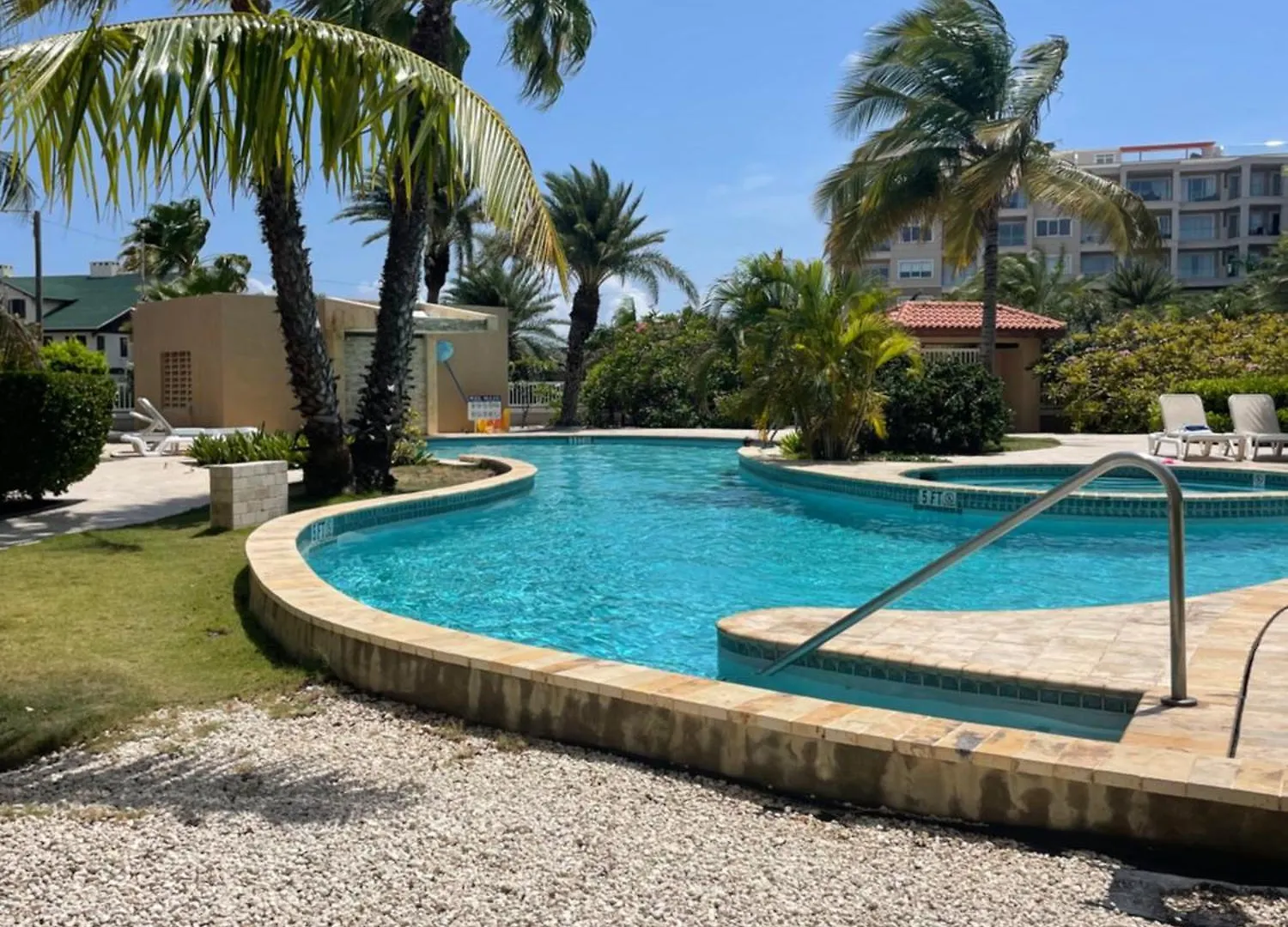 Apartment Beautiful Vibes Sun Kiss Serenity Your Stylish Apt Just Steps From Eagle Beach Palm Beach